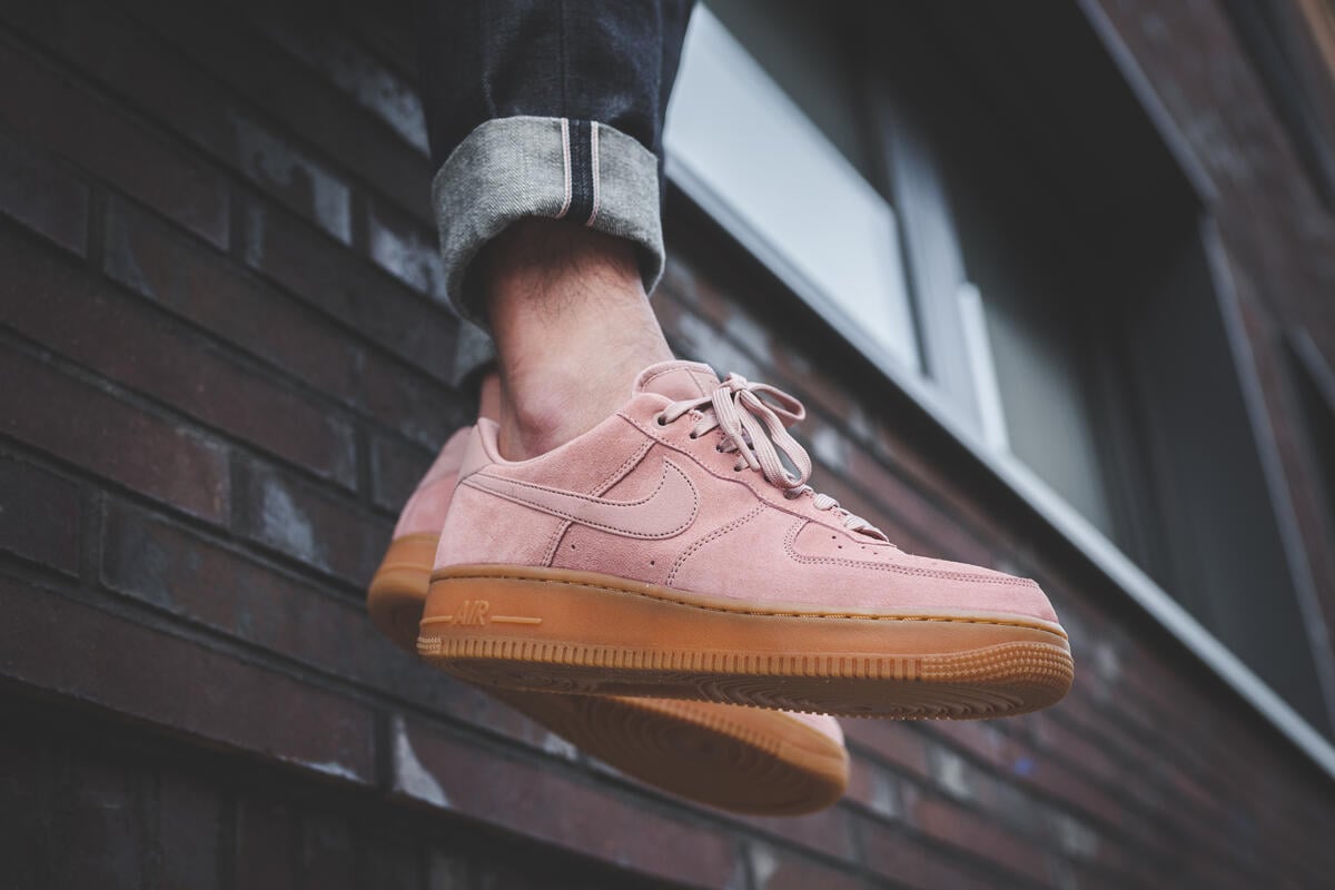 Air force 1 07 lv8 suede particle pink best sale